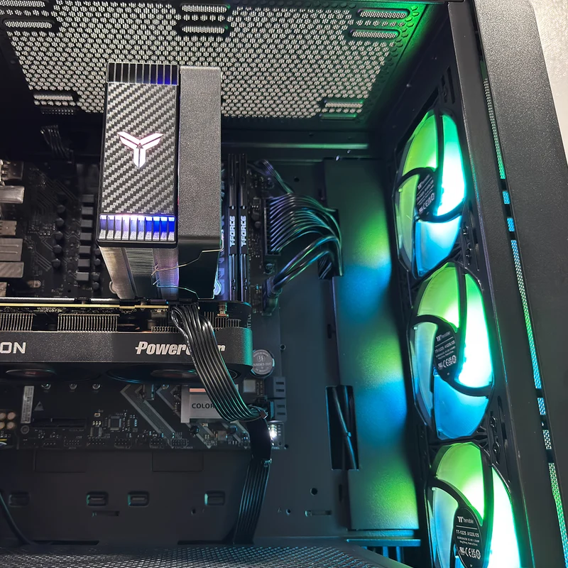 Aurora S200 TG Black Desktop Gaming PC | AMD Ryzen 7 8700F | 16GB (2x8GB) RAM | 1TB SSD | RX 9060XT | Windows 11 Pro