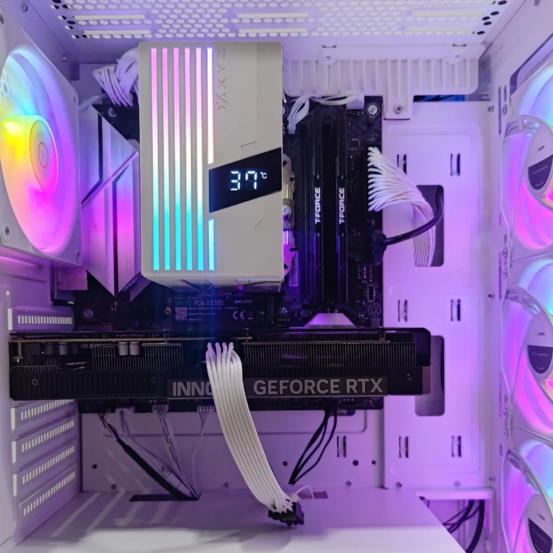 Aurora C60 White Desktop Gaming PC | AMD Ryzen 7 7700 | 16GB RAM | 1TB SSD | RTX 5060 TI | Windows 11 Pro