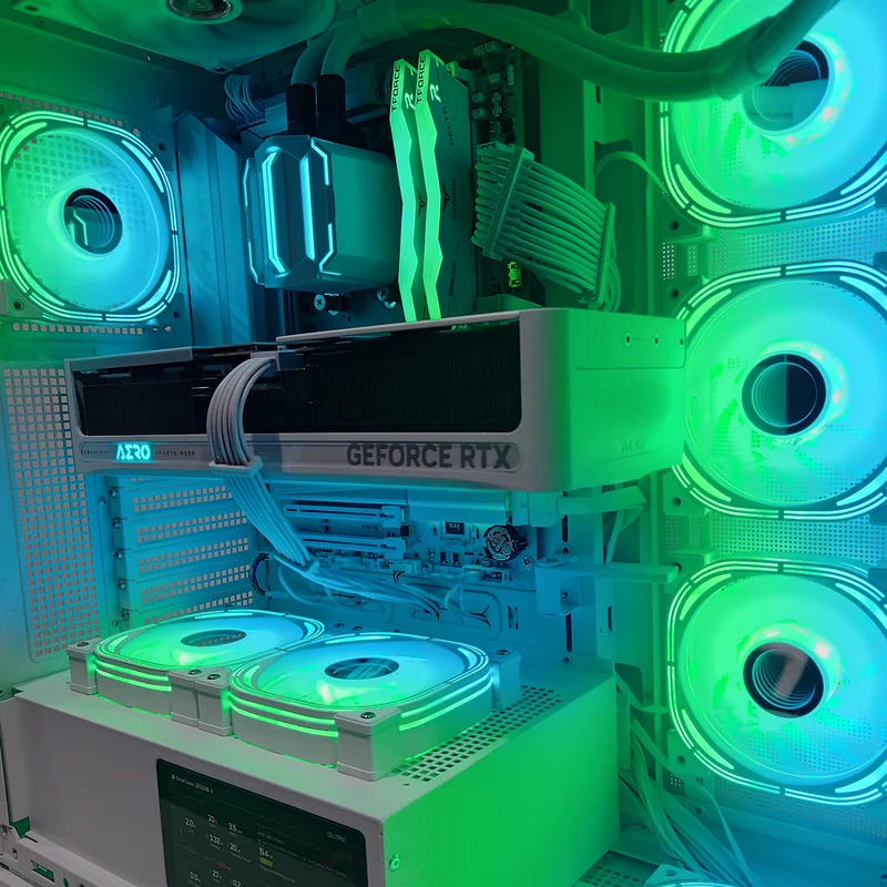 Ultra Genome III White Desktop Gaming PC | AMD Ryzen 7 9850X3D | 32GB RAM | 1TB SSD | RTX 5070 Ti | Windows 11 Pro