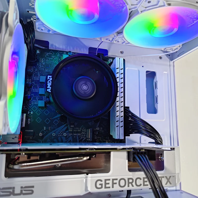 Alpha Reyna White Desktop Gaming PC | AMD Ryzen 5 5500 | 16GB RAM | 512GB SSD | RTX 4060 | Windows 11 Pro