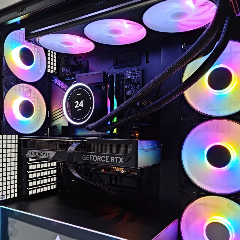 Ultra Xtender Black Desktop Gaming PC | Intel i7-14700K 14th Gen | 32GB RAM | 1TB SSD | RTX 5070 Ti | Windows 11 Pro