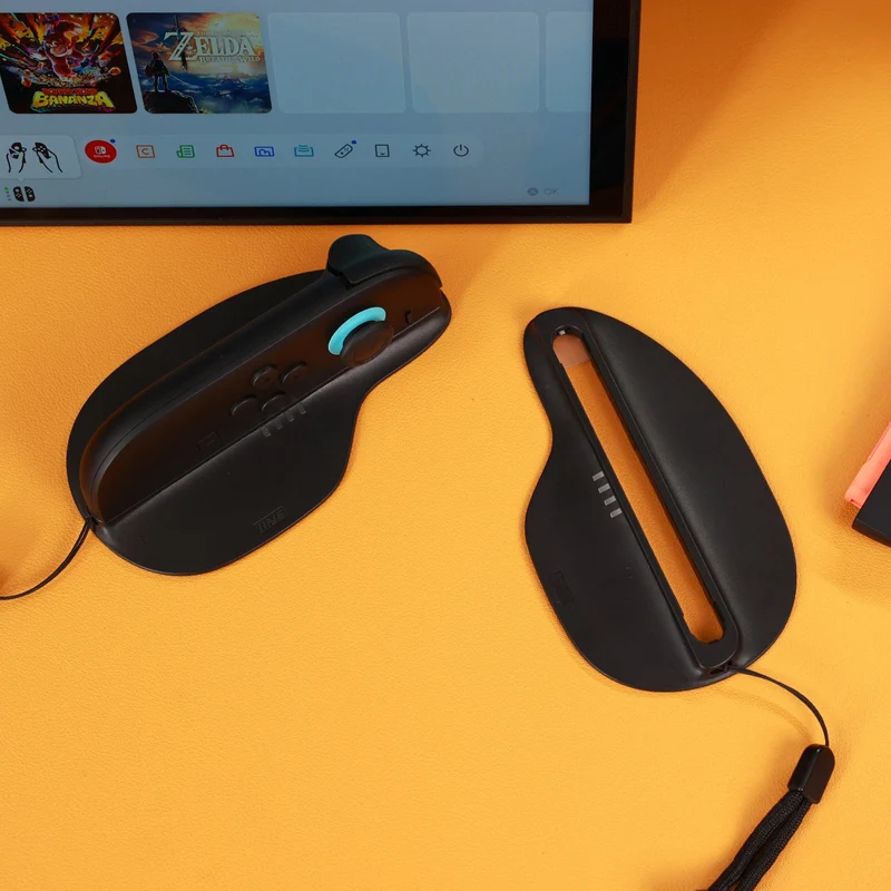 IINE Mouse Stand for Nintendo Switch 2 (Black, Blue/Orange)