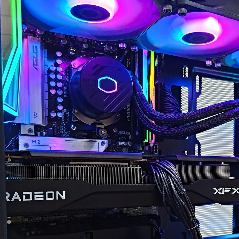 Sophos DS900WS Black Desktop Gaming PC | AMD Ryzen 7 9700X | 32GB RAM | 1TB SSD | RX 9060 XT | Windows 11 Pro