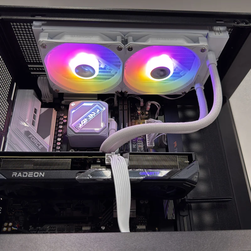 Powered by Gigabyte: Renderix Desktop Gaming PC | AMD Ryzen 7 7700 | 32GB RAM | 500GB SSD | RX 9060 XT | Windows 11 Pro