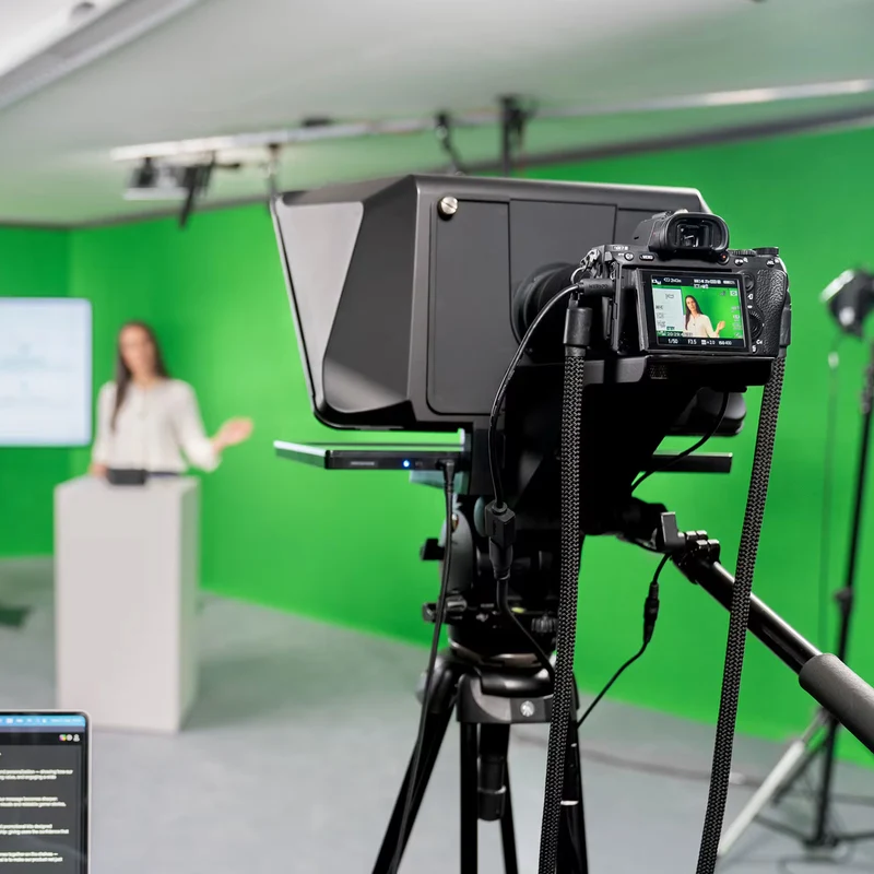 Elgato Prompter XL 15.6" FHD All-In-One Studio Teleprompter (10WAG9901)