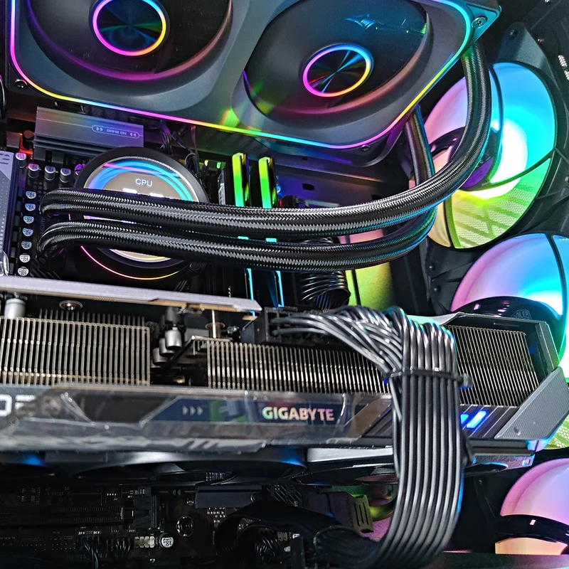 Sophos Elite 301 Black Desktop Gaming PC | AMD Ryzen 7 8700G | 32GB RAM | 1TB SSD | RX 9070 XT | Windows 11 Pro