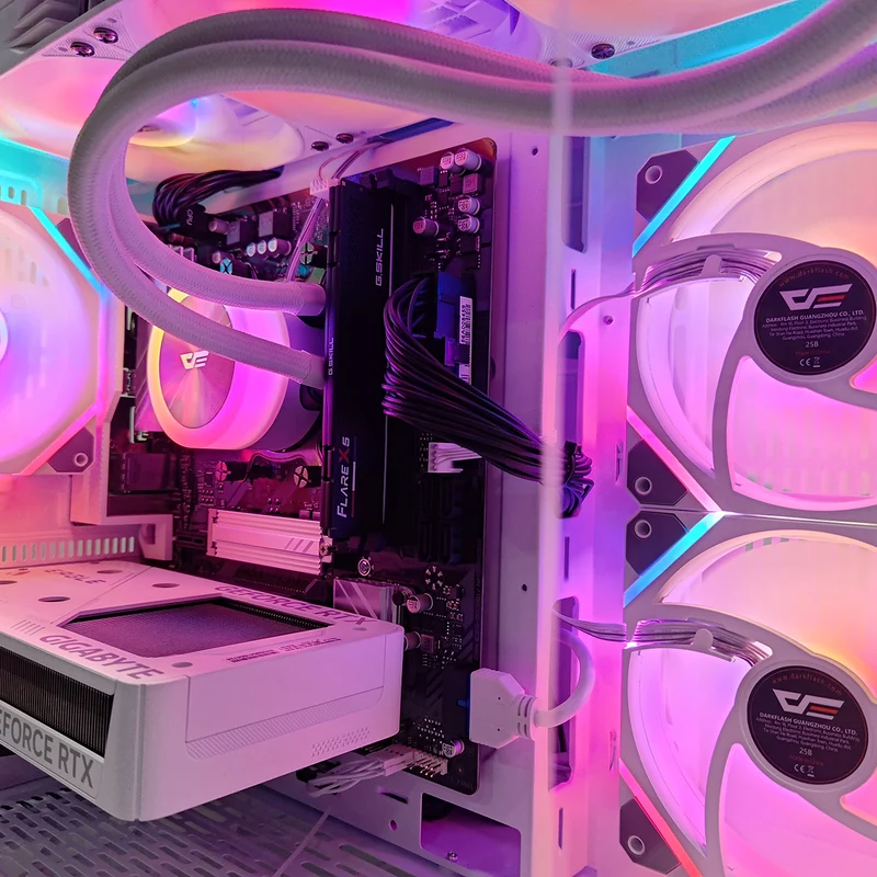 Sigma Spectra White Desktop Gaming PC | AMD Ryzen 5 7500F | 16GB RAM | 1TB SSD | RTX 5060 | Windows 11 Pro