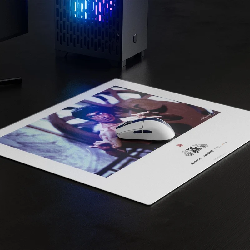 Pulsar Superglide 3 Premium Glass Mousepad XL (Bruce Lee 85th Anniversary Limited Edition - Bruce Lee image) (SGPXBRCL8502)