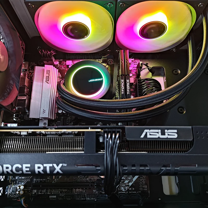 Aurora Macube White Desktop Gaming PC | AMD Ryzen 7 7700 | 16GB RAM | 1TB SSD | RTX 5060 OC | Windows 11 Pro