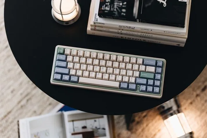 Varmilo Minilo VXH67 Eucalyptus Hot Swappable Mechanical Keyboard (Cherry MX Red) (A44A046D4A3A01A039)