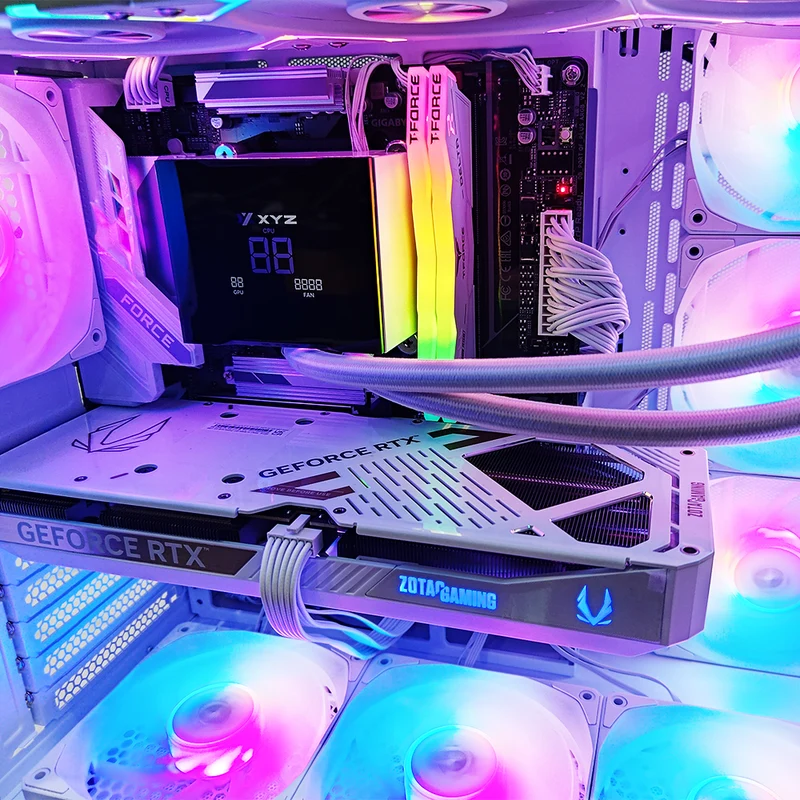 Aurora Tesseract X 2D White Desktop Gaming PC | AMD Ryzen 7 8700F | 32GB RAM | 1TB SSD | RTX 5070 | Windows 11 Pro