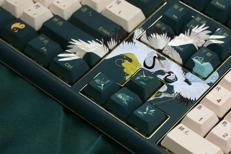 Varmilo VBM108 Crane Mechanical Keyboard (Varmilo EC Rose V2) (A01A037B0A4A01A031)