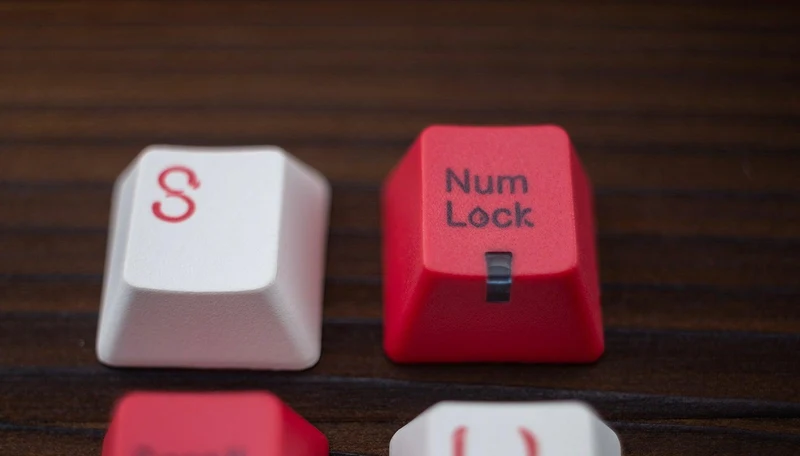 Varmilo VEM108 Koi Mechanical Keyboard (Varmilo EC Rose V2) (A36A039B0A3A01A034)