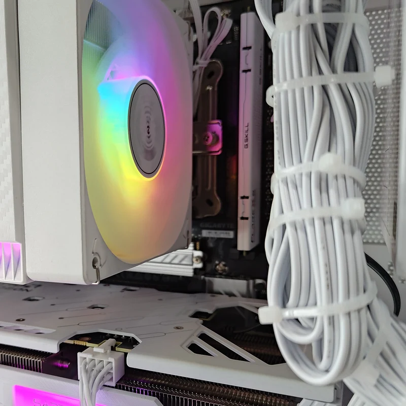 Sigma C6 Max White Desktop Gaming PC | AMD Ryzen 5 8400F | 16GB RAM | 1TB SSD | RX 9060 XT | Windows 11 Pro