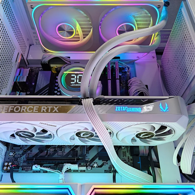 Aurora D41 White Desktop Gaming PC | AMD Ryzen 7 8700F | 32GB RAM | 1TB SSD | RTX 5070 | Windows 11 Pro