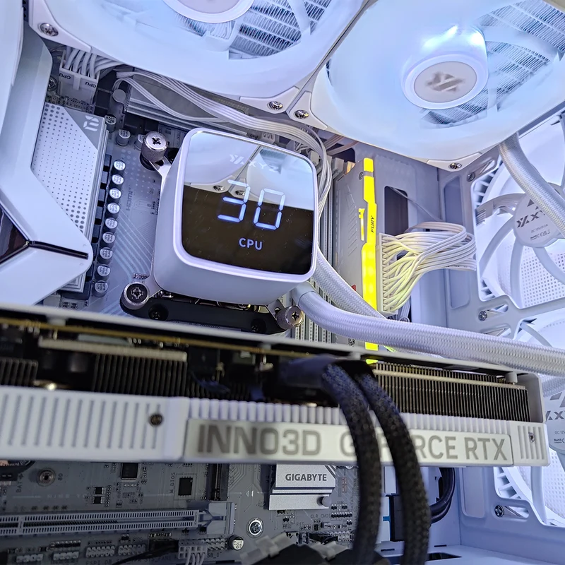 Aurora Atom White Desktop Gaming PC | AMD Ryzen 5 7400 | 32GB RAM | 1TB SSD | RTX 5070 OC | Windows 11 Pro