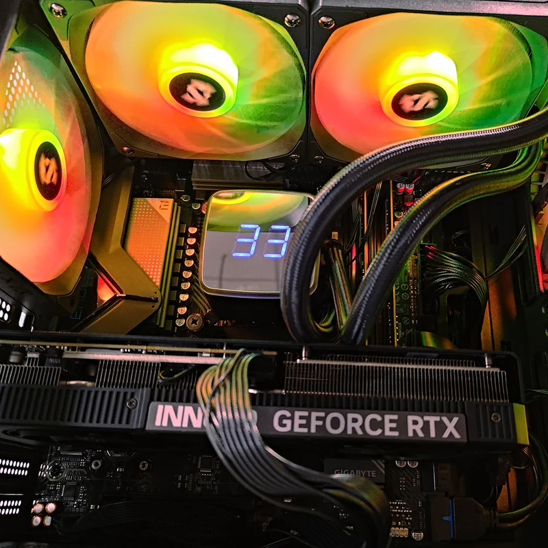 Aurora Atom Black Desktop Gaming PC | AMD Ryzen 5 7400 | 32GB RAM | 1TB SSD | RTX 5070 OC | Windows 11 Pro