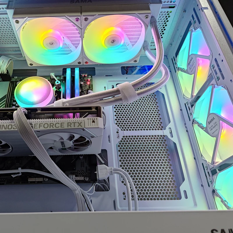 Aurora S40 White Desktop Gaming PC | AMD Ryzen 7 8700F | 32GB RAM | 1TB SSD | RTX 5070 | Windows 11 Pro