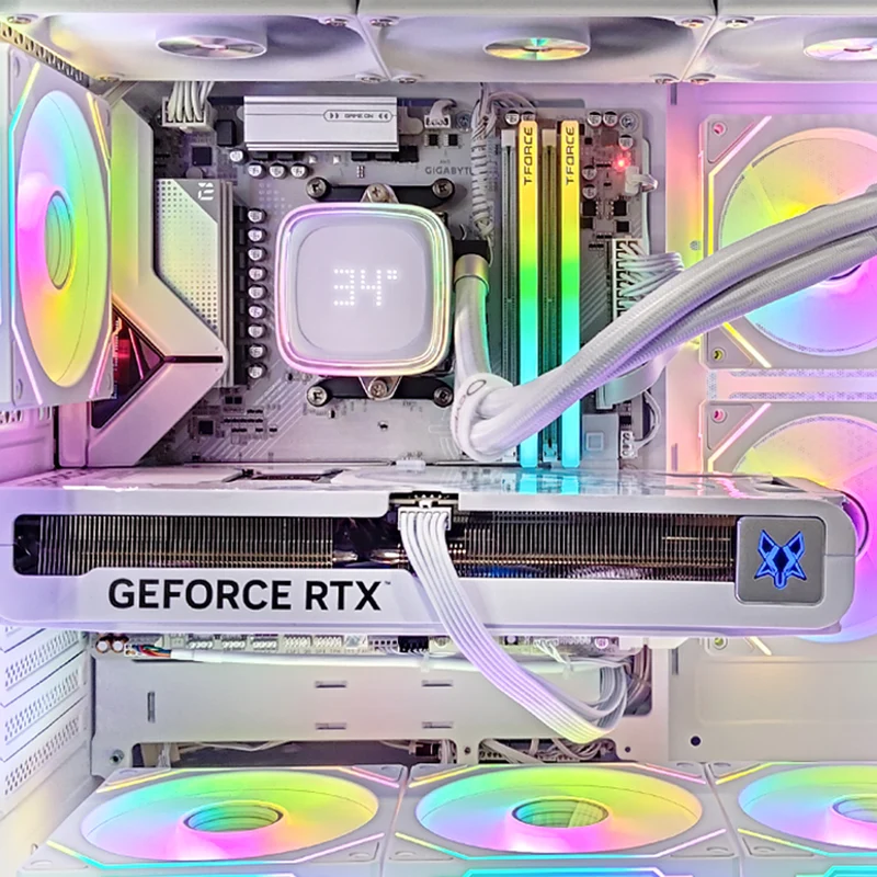 Sophos Iota C70 White Desktop Gaming PC | AMD Ryzen 7 7700X | 32GB RAM | 1TB SSD | RTX 5070 | Windows 11 Pro