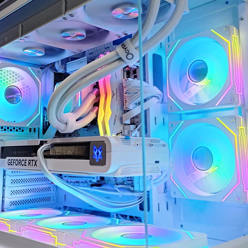 Sophos Iota C70 White Desktop Gaming PC | AMD Ryzen 7 7700X | 32GB RAM | 1TB SSD | RTX 5070 | Windows 11 Pro
