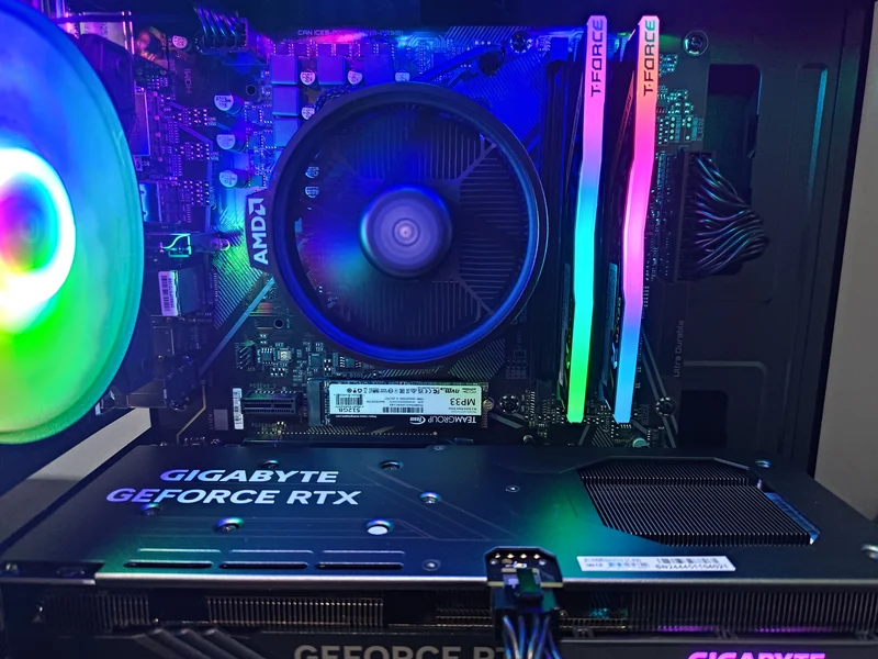 Alpha Reyna Black Desktop Gaming PC | AMD Ryzen 5 5600 | 16GB RAM | 512GB SSD | with WiFi + Bluetooth | GeForce RTX 4060 OC | Windows 11 Pro