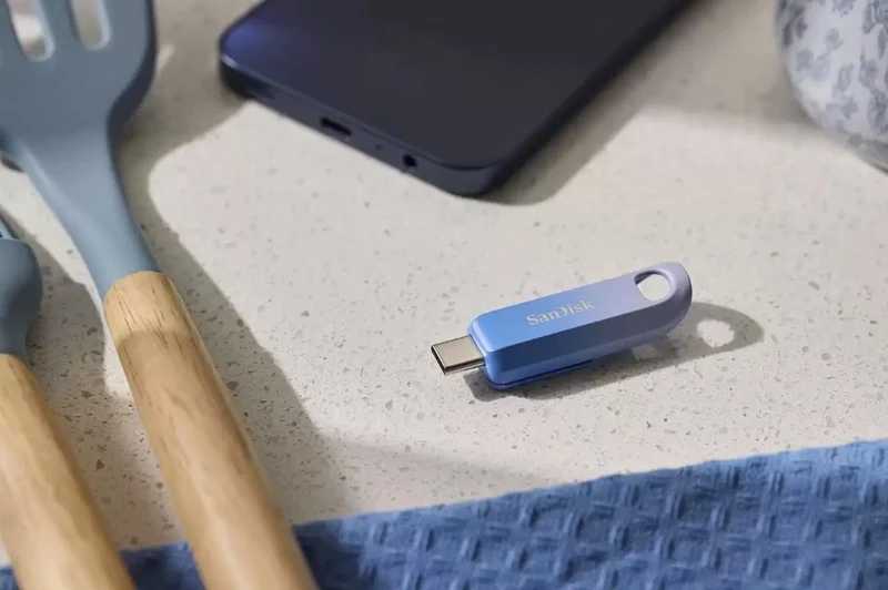 SanDisk Creator USB 3.2 Gen 1 400MB/s Read USB-C Flash Drive (256GB, 512GB, 1TB)