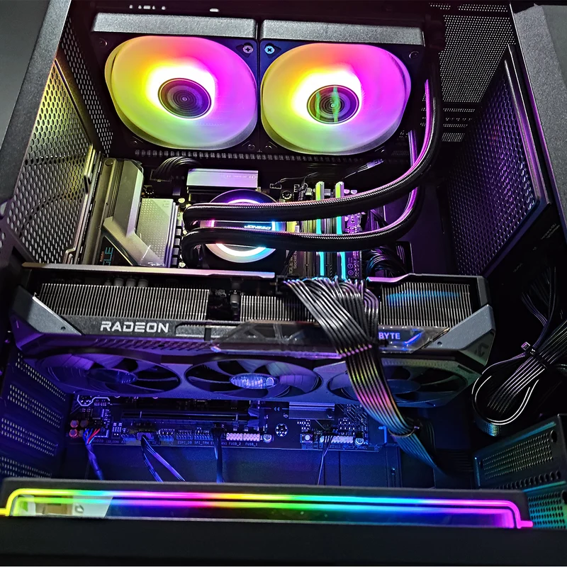 Sophos D41 Black Dsktop Gaming PC | AMD Ryzen 7 7700 | 32GB RAM | 1TB SSD | with WiFi + Bluetooth | RX 9070 XT OC | Windows 11 Pro