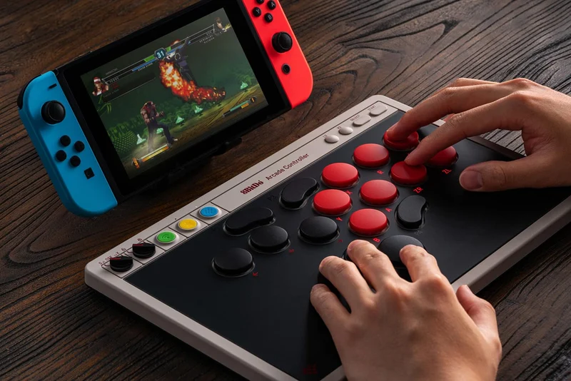 8Bitdo Arcade Controller for Nintendo Switch / Windows (80FG)