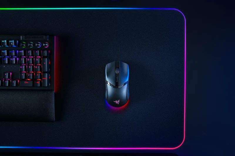 Razer Cobra HyperSpeed Lightweight Customizable Wireless Gaming Mouse with Razer Chroma RGB (Black)