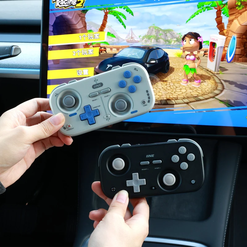 IINE Palm-Sized Retro Chronos Controller (Vintage Grey, Classic Black) (L1031, L1032)