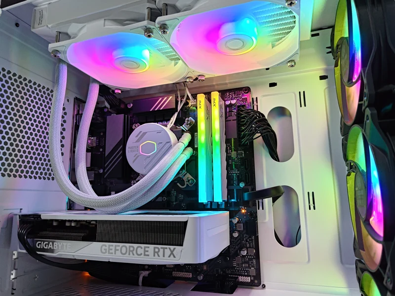 Aurora Elite 301 White Desktop Gaming PC | Intel i7 12700F | 32GB RAM | 1TB SSD | with WiFi + Bluetooth | GeForce RTX 5060 Ti OC | Windows 11 Pro