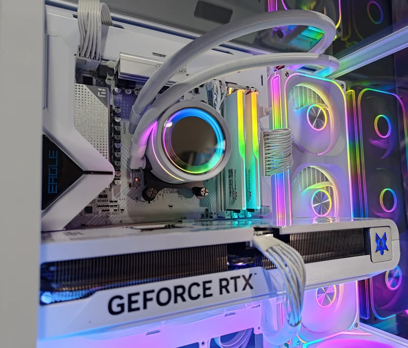 Sophos Zentra White Desktop Gaming PC | AMD Ryzen 7 7700X | 32GB RAM | 1TB SSD | with WIFI + Bluetooth | GeForce RTX 5070 OC | Windows 11 Pro