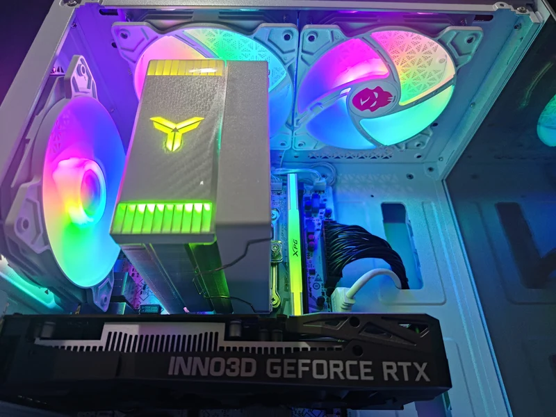 Alpha Reyna White Desktop Gaming PC | Intel i5 12400F | 16GB RAM | 512GB SSD | w/ WiFi + Bluetooth | GeForce RTX 3050 | Windows 11 Pro