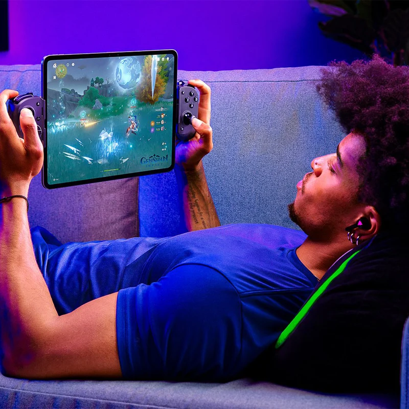 Razer Kishi V3 Pro XL USB-C Gaming Controller for Full-Sized iPad & Android Tablets