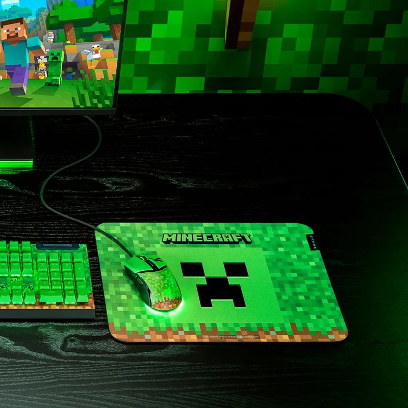 Razer Gigantus V2 Soft Gaming Mouse Mat (Medium) (Minecraft Edition)