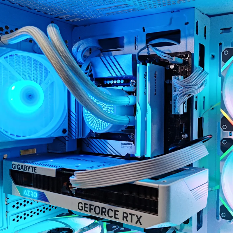 Aurora L285M White Desktop Gaming PC | Intel i7 12700F | 32GB RAM | 1TB SSD | RTX 4060 Ti | Windows 11 Pro