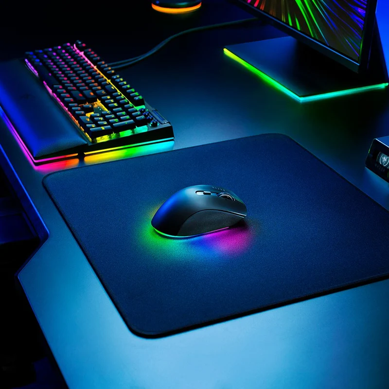 Razer Pro Click V2 Right-Handed Ergonomic Wireless Mouse