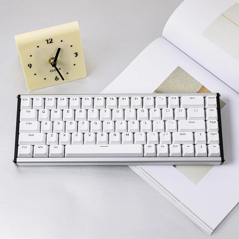 Ajazz ALUX68 Plus RGB Wired 68-Keys Aluminum CNC Case Hot-Swappable Mechanical Keyboard (White) (Magnetic Grain Switch)