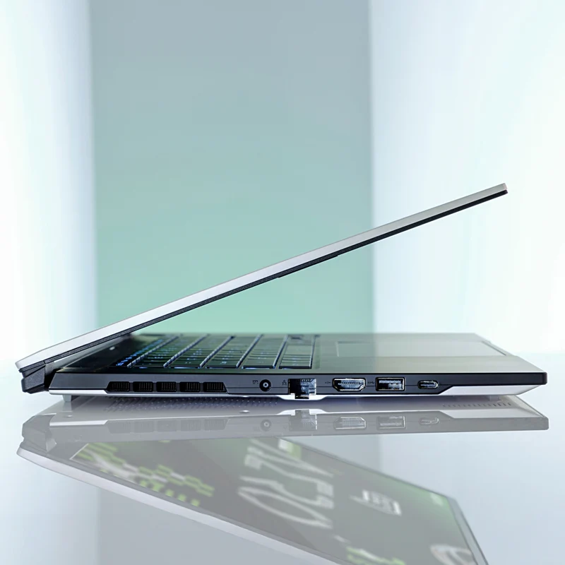 Gigabyte Aero X16 1WH93PHC94AH Copilot+ PC Laptop (Gray) | 16" QHD+ (2560x1600) 165Hz IPS | Ryzen AI 7 350 | 16GB RAM | 1TB SSD | RTX 5070 8GB | Windows 11 Home | Gigabyte Backpack