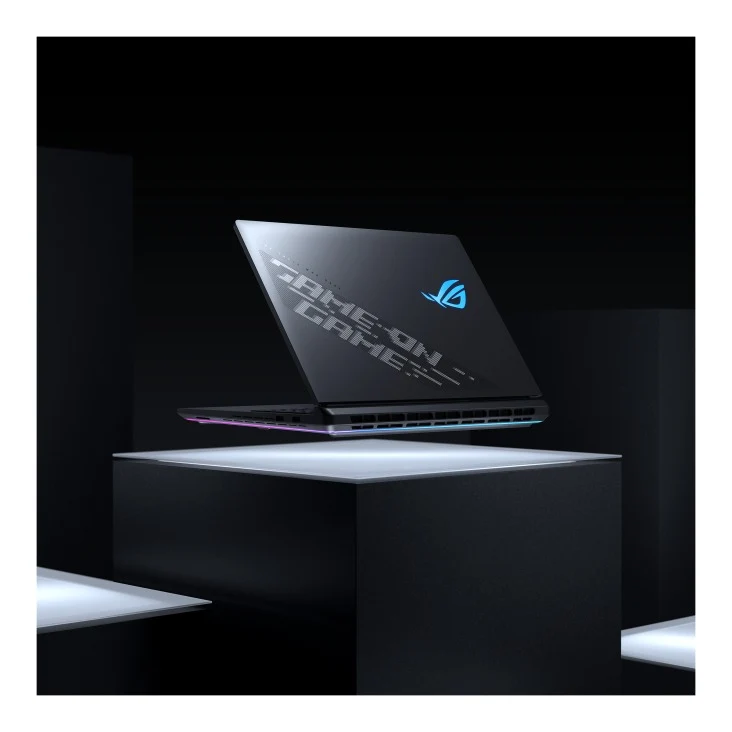 Asus ROG Strix Scar 18 G835LX-SA139WSM Gaming Laptop | 18" 2.5K (2560 x 1600) Mini LED 240Hz | Intel Core Ultra 9 275HX | 64GB RAM | 2TB SSD | RTX 5090 | Windows 11 Home | MS Office Home 2024 + MS 365 Basic + ROG Backpack + ROG Gladius III Mouse P514