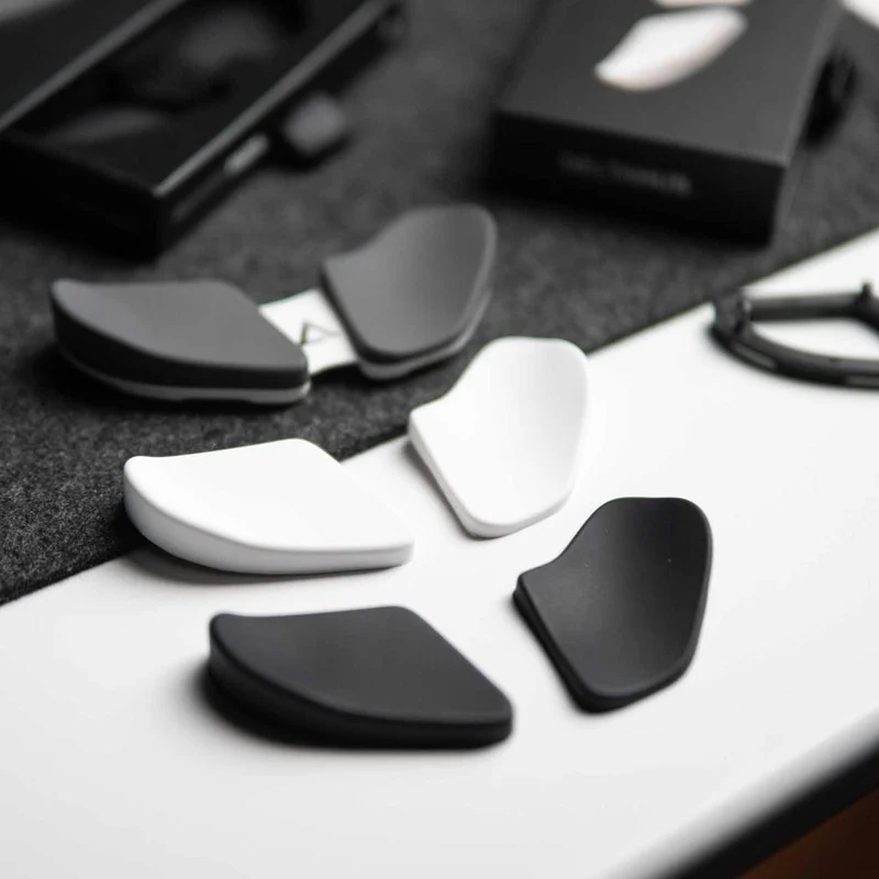 Deltahub Carpio 2.0 Replaceable Silicone Pads For Left-Handed (Small, Large) (Black, Grey)