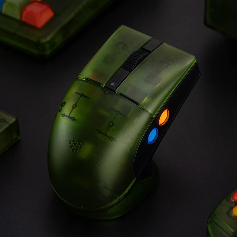 8Bitdo Retro R8 Tri-Mode Mouse with Charging Dock Xbox Edition (85CB)