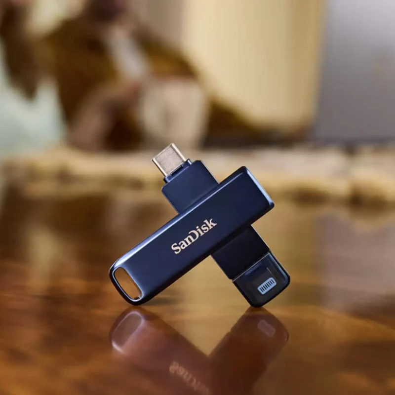 Sandisk Phone Drive for iPhone (64GB, 128GB, 256GB)