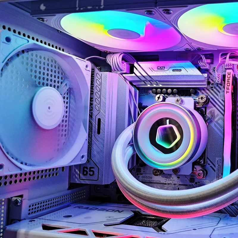 Aurora Fusion 2 White Desktop Gaming PC | AMD Ryzen 5 7600 | 32GB RAM | 1TB SSD | RX 7800 XT | Windows 11 Pro