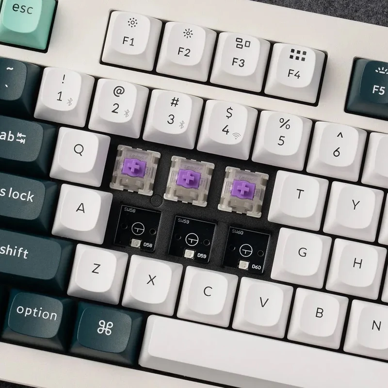Keychron Q5 HE QMK 96% Fully Assembled Knob RGB Backlight Hot-Swappable Wireless Magnetic Switch Keyboard - Shell White (Gateron Double-Rail Magnetic Nebula Switch) (Q5H-P1)