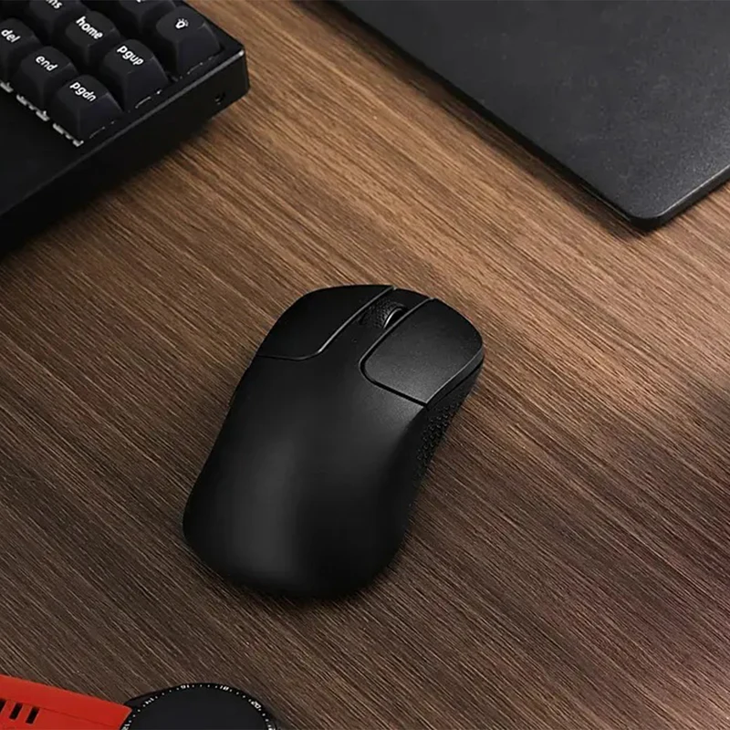 Keychron M3 Mini 1000Hz Wireless Mouse (Black, White) (M3M-A1, M3M-A3)