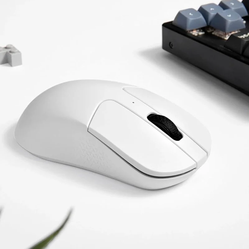 Keychron M3 Mini 1000Hz Wireless Mouse (Black, White) (M3M-A1, M3M-A3)