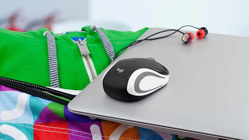 Logitech M187 Wireless Ultra Portable Mouse (Black)