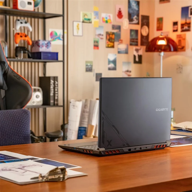 Gigabyte G6X 9MG-42PH854SH Gaming Laptop | 16" FHD+ (1920X1200) 165Hz | i7-13650HX | 16GB RAM | 1TB SSD | RTX 4050 | Windows 11 Home + Gaming Backpack