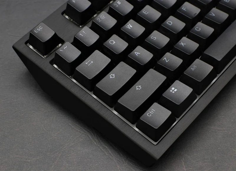 Ducky Shine 7 Blackout RGB LED Double Shot PBT Mechanical Keyboard Cherry RGB Red (DKSH1808ST-RUSPDAAT1)